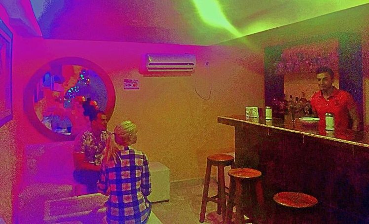 Bar