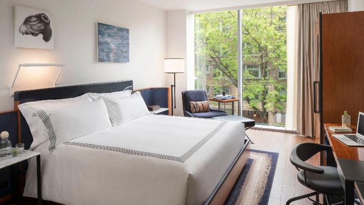Room DELUXE CITY VIEW KING BED Room
