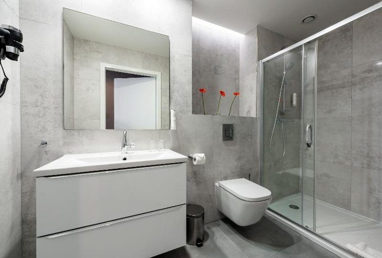 DOUBLE STANDARD Room