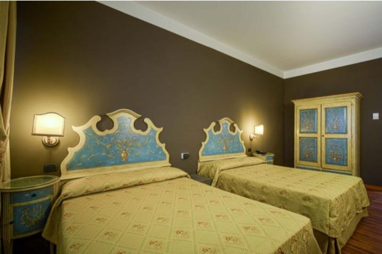 QUADRUPLE STANDARD Room