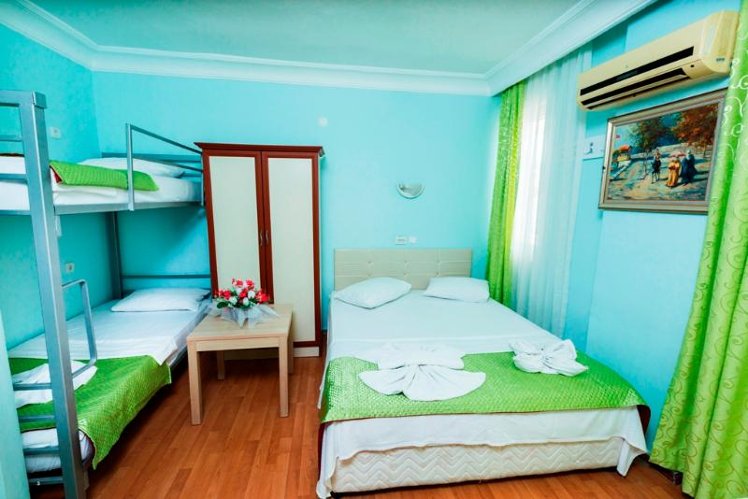 Room CAPACITY 1 Room
