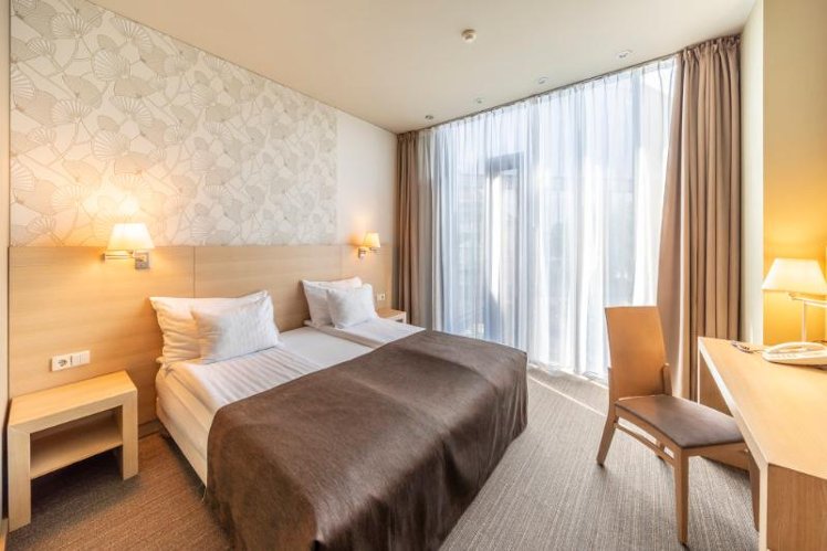 DOUBLE SINGLE USE STANDARD Room