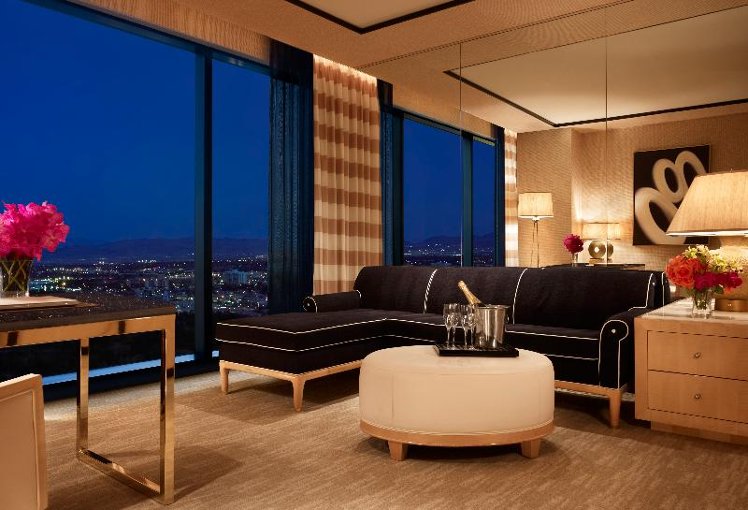 SUITE KING SIZE BED Room