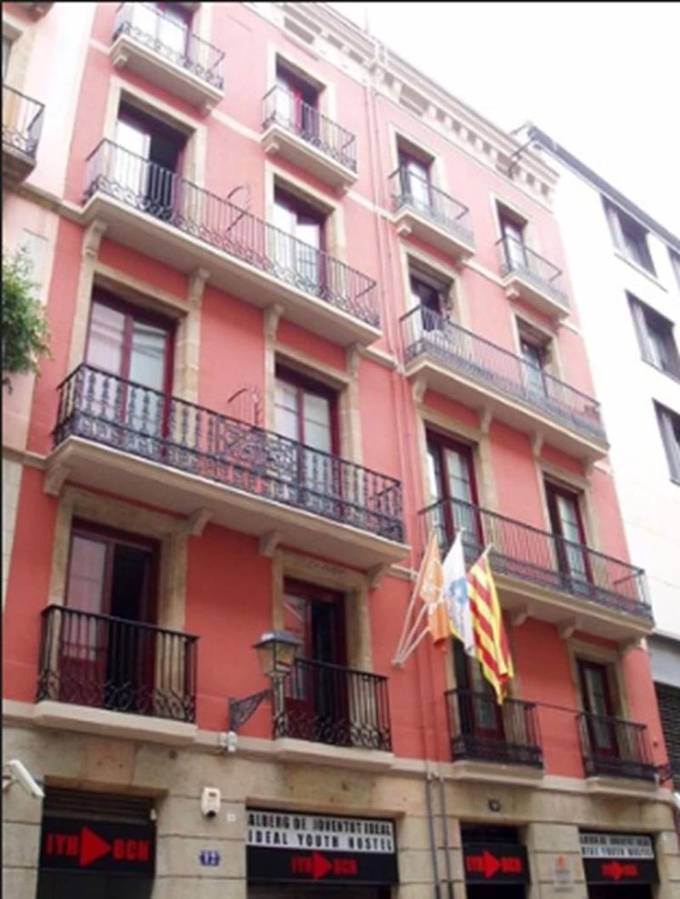 Ideal Youth Hostel Barcelona | Holidays to Mainland Spain | Plan My Tour
