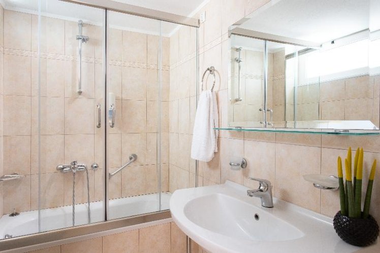 Double or Twin PARTIAL SEA VIEW Room
