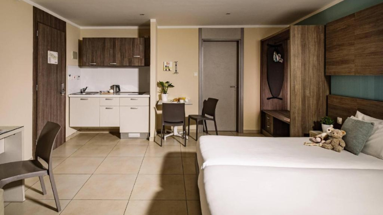 115 The Strand Hotel & Suites | planmytouruk