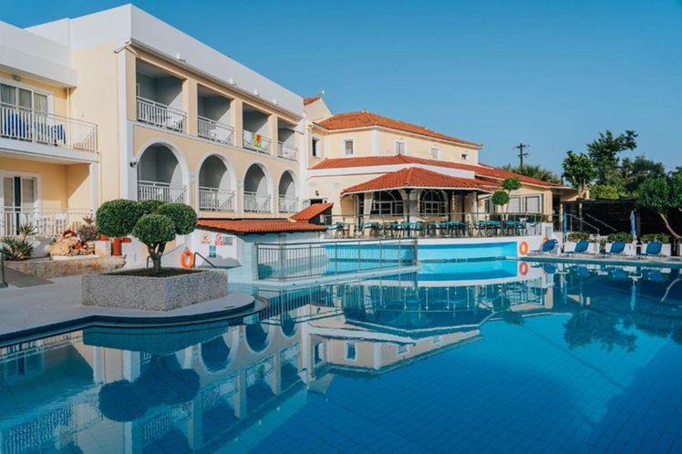 Swimming pool in diana palace hotel