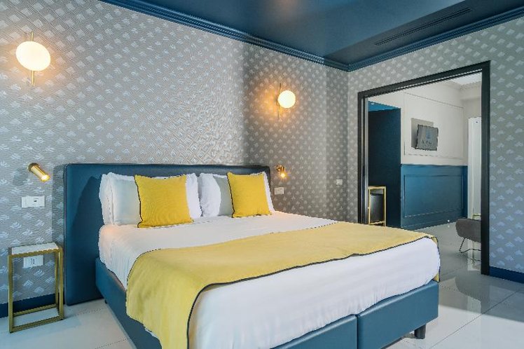 JUNIOR SUITE SEA VIEW WITH BALCONY Room