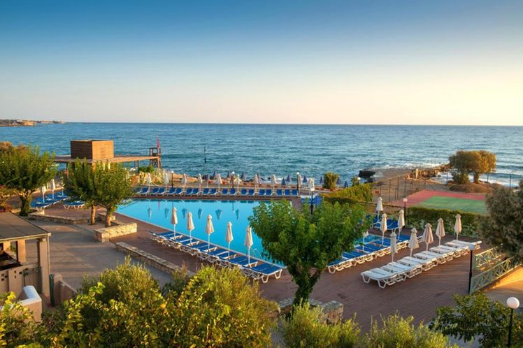 Silva Beach Hotel