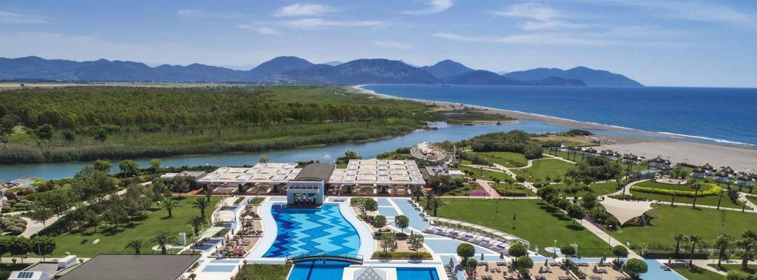 Hotels with Swim Up Rooms in Turkey