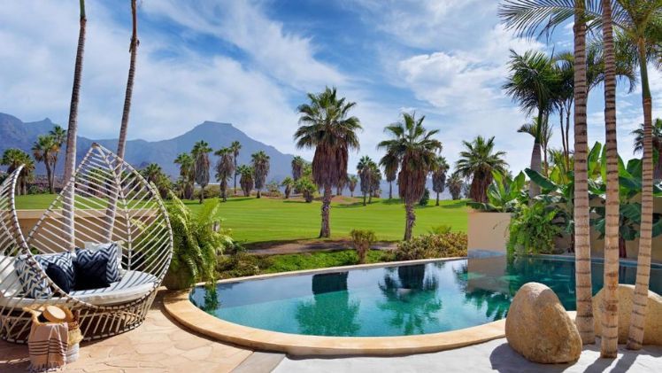 royal river luxury hotel