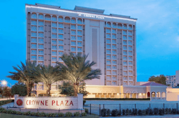  Crowne Plaza Orlando Downtown
                                         