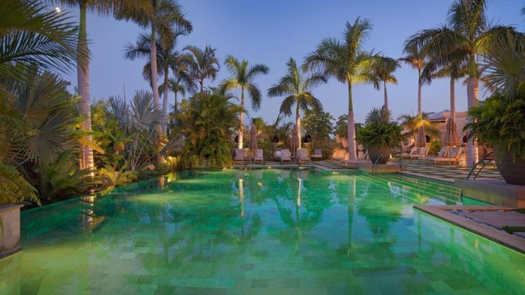 Royal River Luxury Hotel